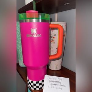 Stanley 40oz made of Camellia and Neon White parts